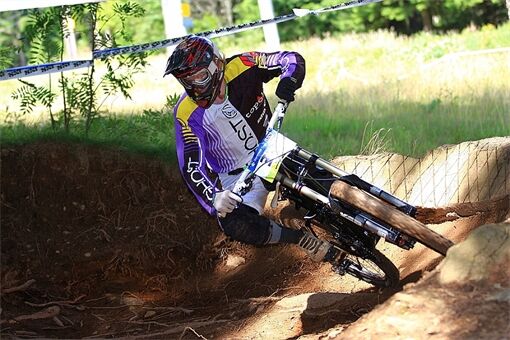 iXS_EDC_Spicak52 iXS_EDC_Spicak52