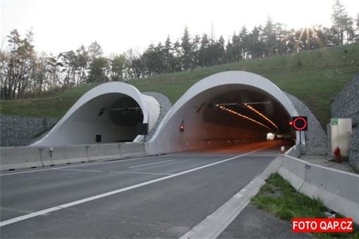 tunel Valík QAP foto tunel Valík QAP foto