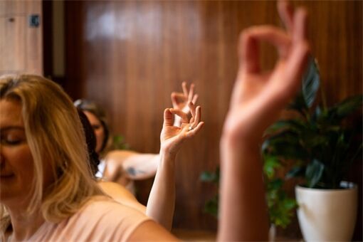 Yoga atelier_zdroj YA (1) Yoga atelier_zdroj YA (1)