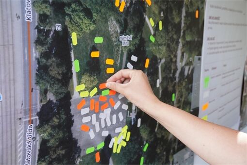 diskuse o proměně náměstí Míru_0625_QAP (17) diskuse o proměně náměstí Míru_0625_QAP (17)