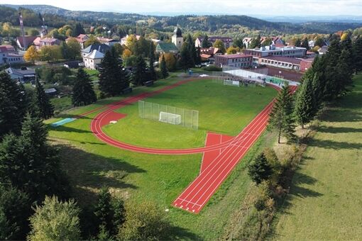 Na Přimdě slouží sportovcům nové sportoviště_1025_PK (3) Na Přimdě slouží sportovcům nové sportoviště_1025_PK (3)