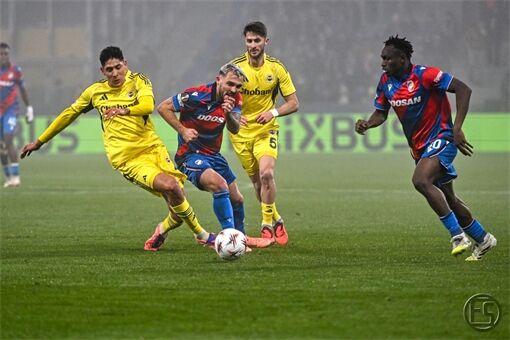 2025.11.06-21.30.56-093w 2025.11.06-21.30.56-093w