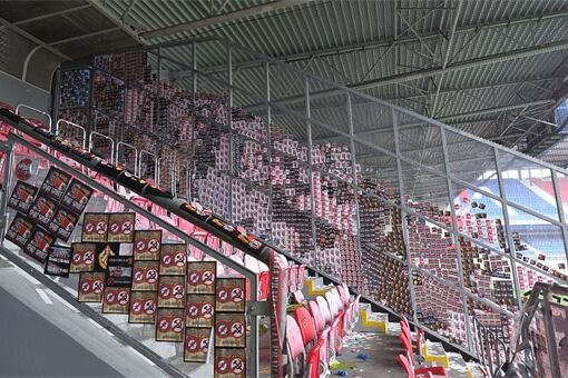 spoušť sektor hostů Slavie_1125_FC Viktoria Plzeň (2) spoušť sektor hostů Slavie_1125_FC Viktoria Plzeň (2)