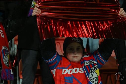 2025.11.27-18.43.02-011w 2025.11.27-18.43.02-011w