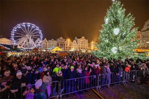 rozsvícení vánočního stromku_1125_Plzen (1) rozsvícení vánočního stromku_1125_Plzen (1)