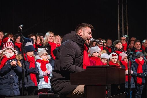 rozsvícení stromku Tymákov_1225_PK (6) rozsvícení stromku Tymákov_1225_PK (6)