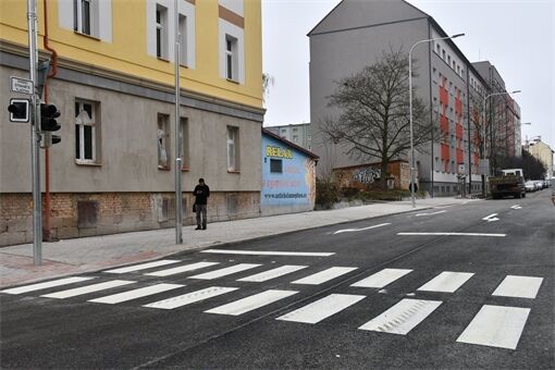 Doprava se vrací na Husovo náměstí v Plzni_1225_MMP (1) Doprava se vrací na Husovo náměstí v Plzni_1225_MMP (1)