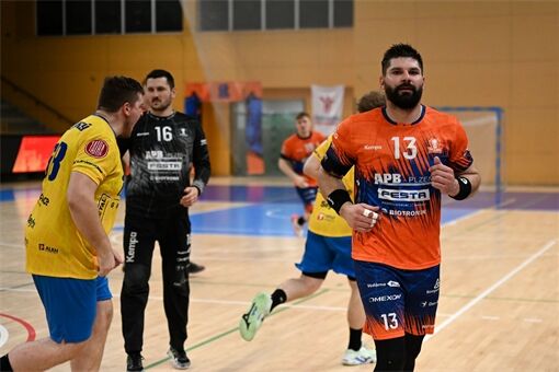 2025.12.10-17.57.43-067w 2025.12.10-17.57.43-067w