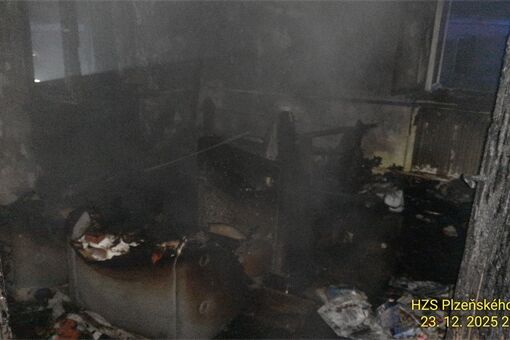požár domu HT_1225_HZSPK (2) požár domu HT_1225_HZSPK (2)