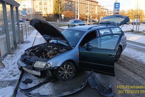OA tramvajová zastávka Plzeň_1225_HZSPK (1) OA tramvajová zastávka Plzeň_1225_HZSPK (1)