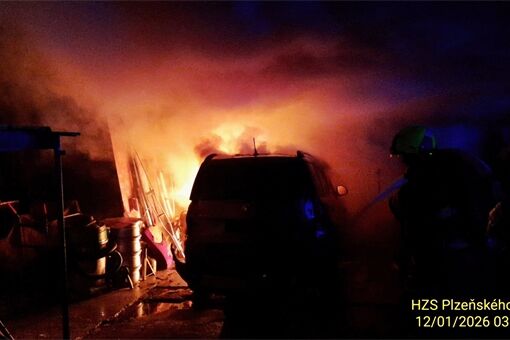 požár přístřešku Valcha_0126_HZSPK požár přístřešku Valcha_0126_HZSPK