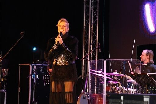 Helena Vondráková koncert_0126_Martina Sihelská (1) Helena Vondráková koncert_0126_Martina Sihelská (1)