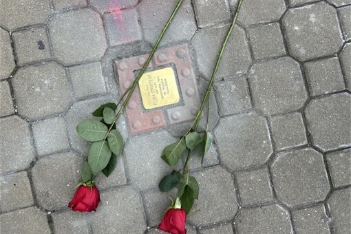 položení kamenu zmizelých_0126_město Rokycany (1) položení kamenu zmizelých_0126_město Rokycany (1)