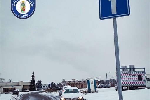 Řidič bez řidičáku vjel do jednosměrky_0226_MPP Řidič bez řidičáku vjel do jednosměrky_0226_MPP