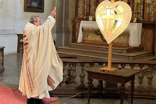 nemocnice svaté Anny_srdce_0226_NPK (1) nemocnice svaté Anny_srdce_0226_NPK (1)