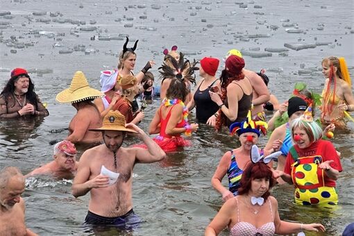 otužilci Bolevec_0226_ Plzeňácí - otužilcí a ÚMO Plzeň 1 (1) otužilci Bolevec_0226_ Plzeňácí - otužilcí a ÚMO Plzeň 1 (1)