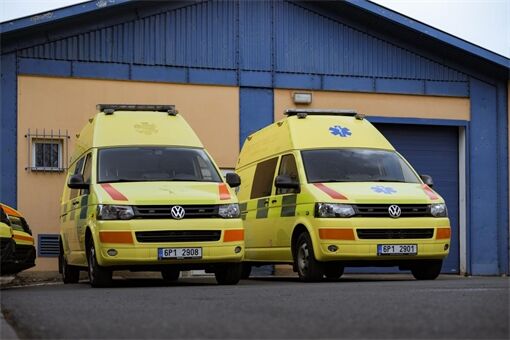 Předání dvou vyřazených sanitek_0326_PK (1) Předání dvou vyřazených sanitek_0326_PK (1)