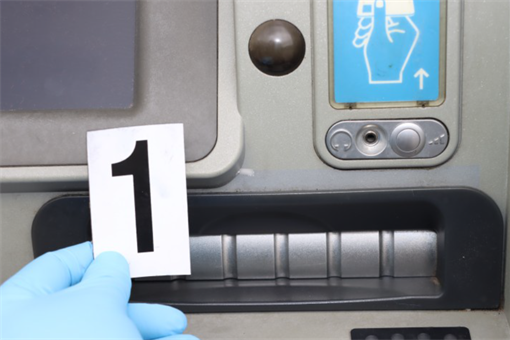 bankomat_0426_PČR bankomat_0426_PČR