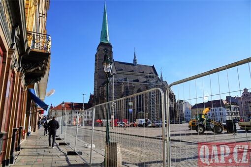 zahájení rekonstrukce náměstí Republiky_0426_QAP (8) zahájení rekonstrukce náměstí Republiky_0426_QAP (8)