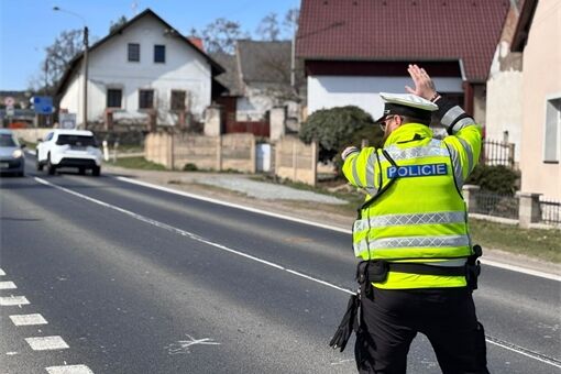 Velikonoce dopravní akce_0426_PČR (2) Velikonoce dopravní akce_0426_PČR (2)