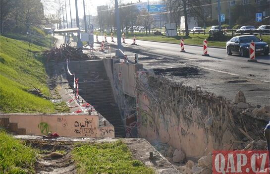 Stavba lávky Rokycanská a Revoluční_0426_QAP (9) Stavba lávky Rokycanská a Revoluční_0426_QAP (9)