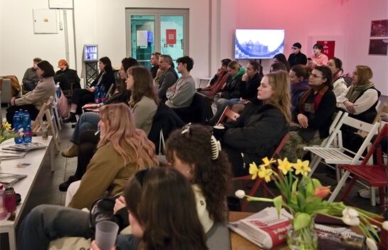 Diváctvo na FAMUFESTu_0426_FAMUFEST (2) Diváctvo na FAMUFESTu_0426_FAMUFEST (2)