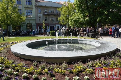 Fontána Corso slavnosntí zahájení_0426_QAP (18) Fontána Corso slavnosntí zahájení_0426_QAP (18)