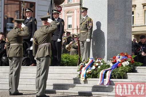 pietní akt Díky Ameriko!_0526_QAP (34) pietní akt Díky Ameriko!_0526_QAP (34)