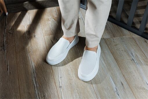 slip-on-tenisky-maximalni-svoboda-bez-zbytecneho-snerovani slip-on-tenisky-maximalni-svoboda-bez-zbytecneho-snerovani