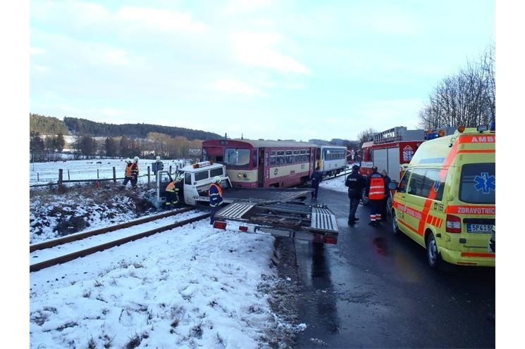 27.1.2014 DN NA x vlak Hostouň, Svržno